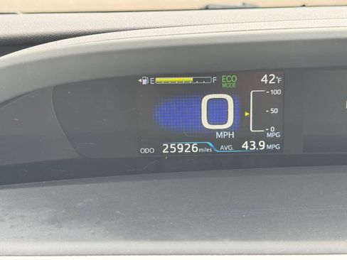 Used 2019 Toyota Prius Limited image 24