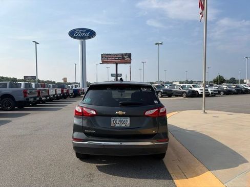 Used 2020 Chevrolet Equinox LT FWD image 4