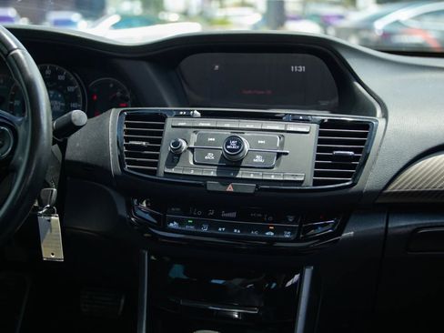 Used 2016 Honda Accord Sport image 27