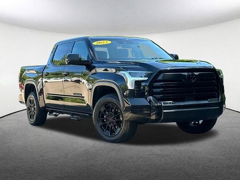 Used 2023 Toyota Tundra SR5 w/ SR5 Convenience Package AWD/4WD image 2