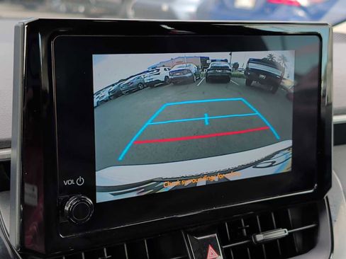 Used 2023 Toyota Corolla LE image 21