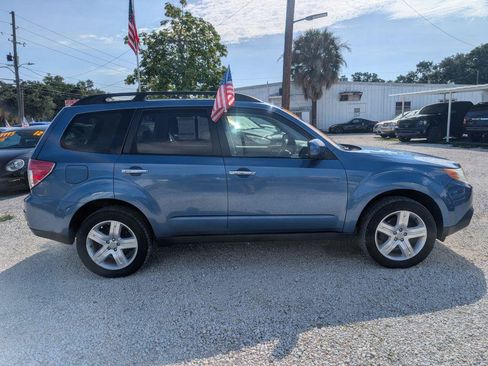 Used 2009 Subaru Forester 2.5X Limited AWD/4WD image 4