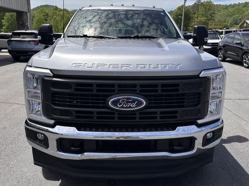 Used 2024 Ford F350 XL w/ XL Chrome Package AWD/4WD image 3