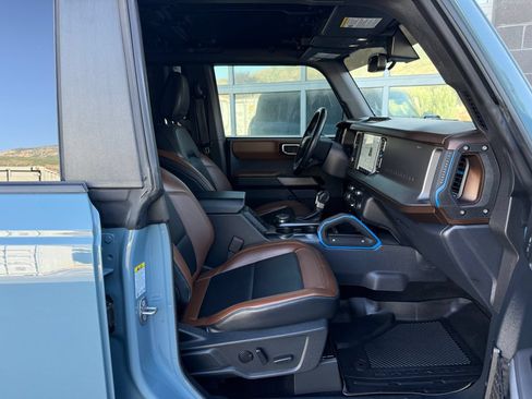 Used 2022 Ford Bronco Outer Banks AWD/4WD image 46