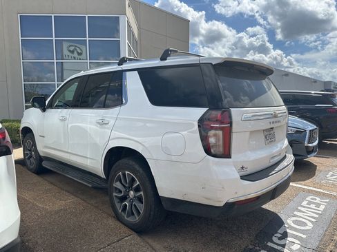 Used 2021 Chevrolet Tahoe LT w/ Rear Media and Nav Package image 7