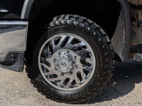 Used 2021 Chevrolet Silverado 3500 LT w/ Convenience Package image 5