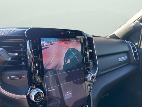 Certified 2025 RAM 2500 Lone Star image 38