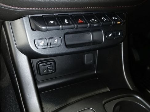 Used 2019 GMC Canyon All Terrain w/ Trailering Package image 21