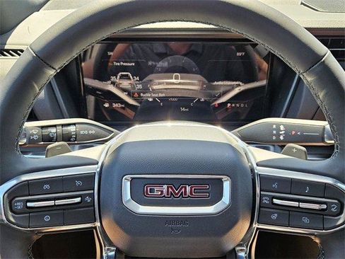New 2025 GMC Terrain Elevation image 21