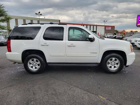 Used 2014 GMC Yukon SLT AWD/4WD image 4