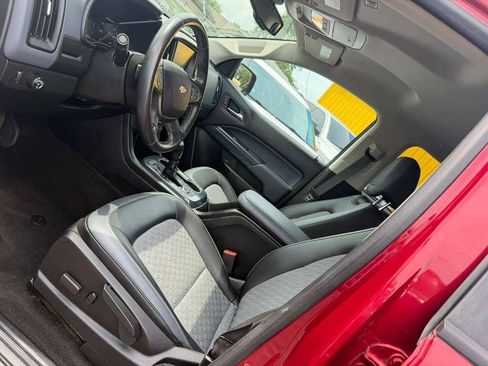 Used 2017 Chevrolet Colorado Z71 RWD image 15