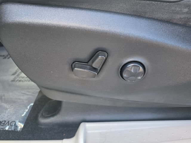Used 2022 Chrysler Pacifica Touring-L FWD image 24