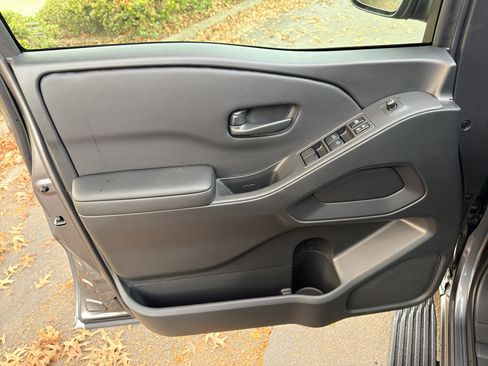 New 2026 Nissan Frontier SV w/ SV Convenience Package image 19