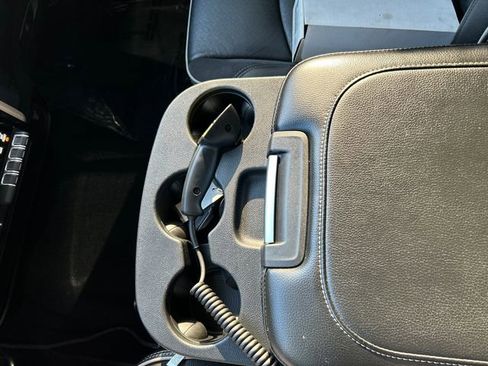 Used 2024 RAM 2500 Laramie image 15