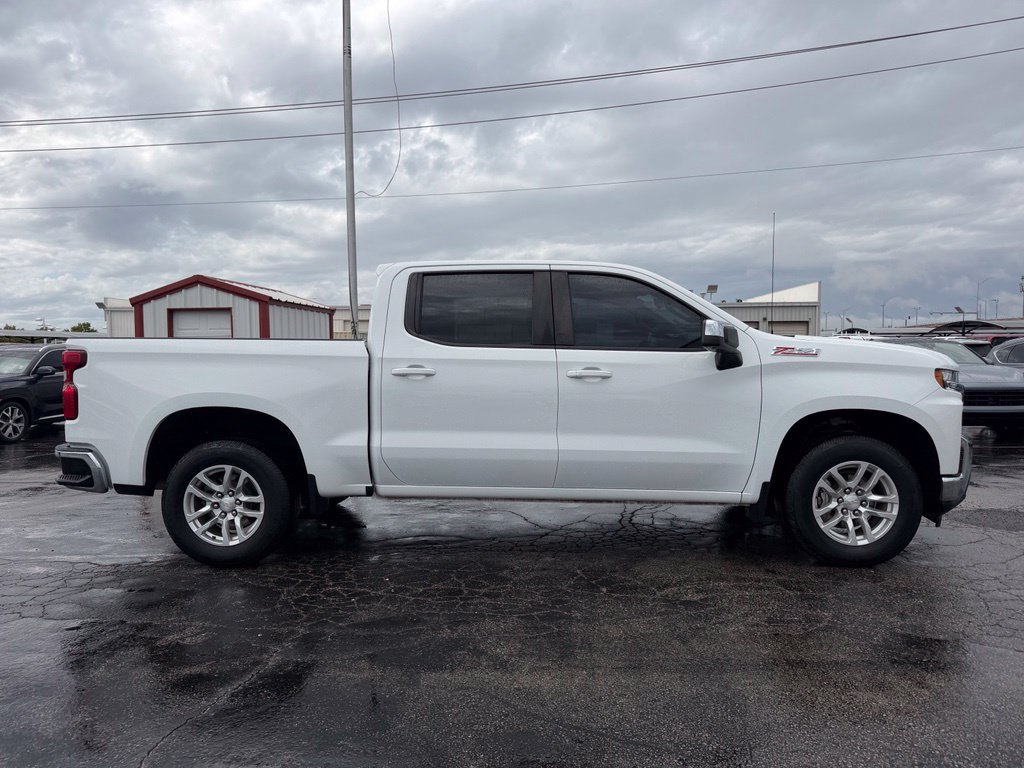 Used 2021 Chevrolet Silverado 1500 LT AWD/4WD image 4