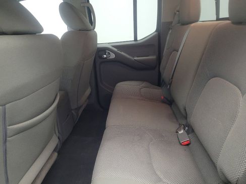 Used 2021 Nissan Frontier SV RWD image 18