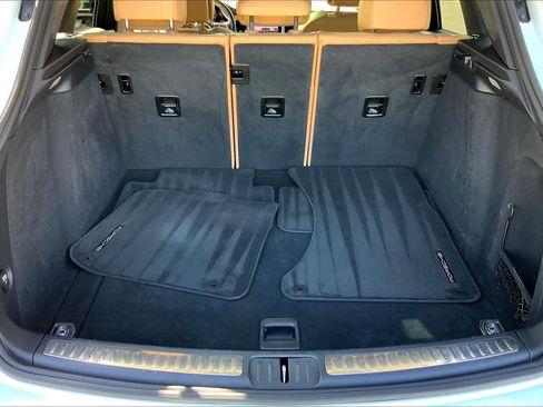 Used 2017 Porsche Macan image 30