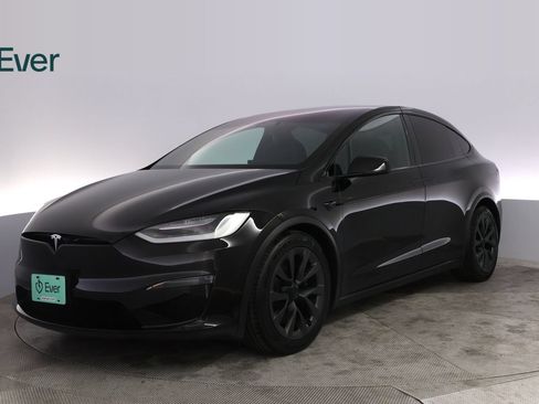 Used 2023 Tesla Model X AWD/4WD image 2