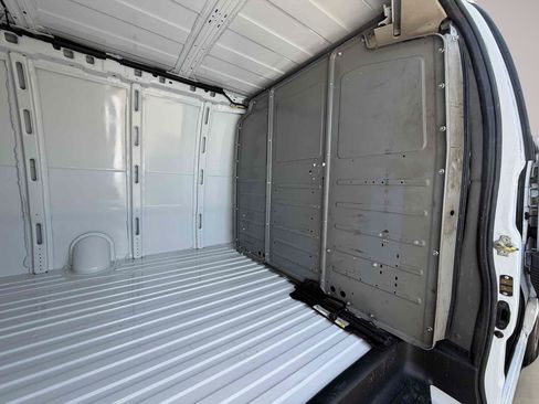 Used 2019 Chevrolet Express 3500 Extended w/ Driver Convenience Package RWD image 19