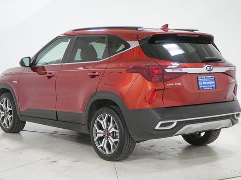 Used 2021 Kia Seltos S image 7