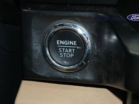 Certified 2023 Ford F250 Lariat w/ Sport Appearance Package image 21