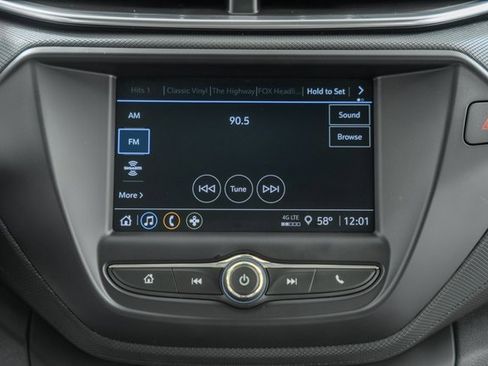 Used 2023 Chevrolet TrailBlazer LT image 23