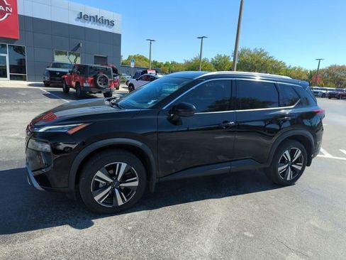 Certified 2024 Nissan Rogue SL FWD image 13