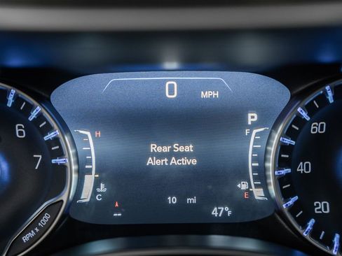 New 2026 Chrysler Pacifica Select image 45