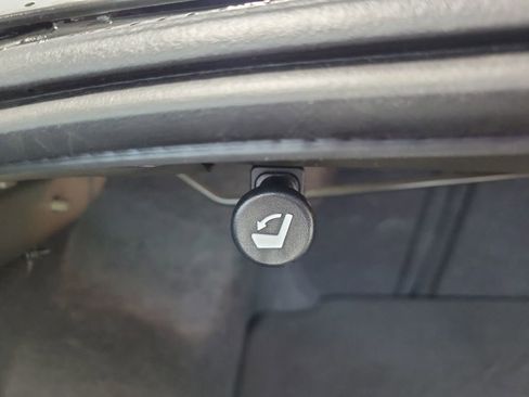 Used 2024 Nissan Altima 2.5 SV image 14