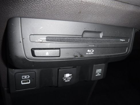 Used 2023 Honda Odyssey Touring image 23