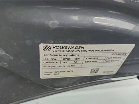 Used 2025 Volkswagen ID.4 Pro image 67