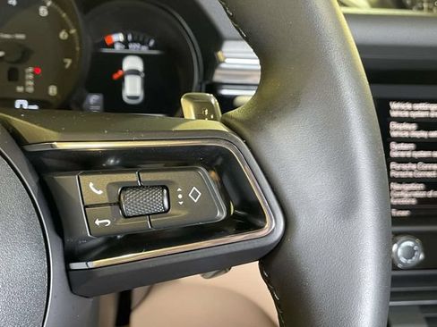 Certified 2026 Porsche Macan AWD/4WD image 41