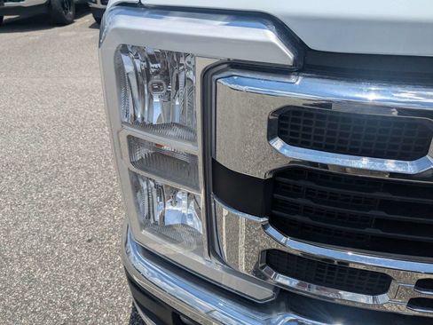 Used 2026 Ford F250 XLT AWD/4WD image 10