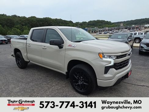 New 2026 Chevrolet Silverado 1500 RST w/ Convenience Package II AWD/4WD image 2
