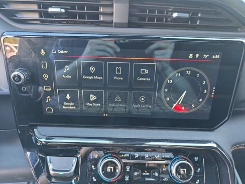 Used 2024 GMC Sierra 1500 AT4 w/ Technology Package AWD/4WD image 22