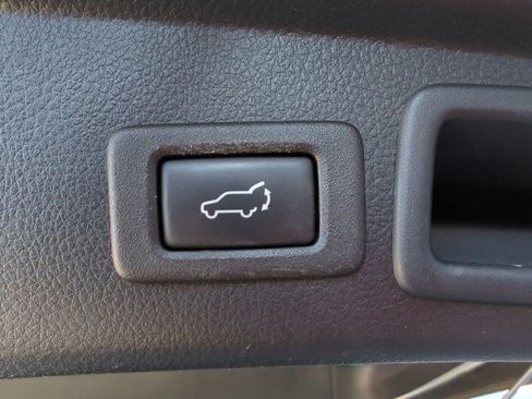 Used 2016 Subaru Forester 2.5i Limited image 27