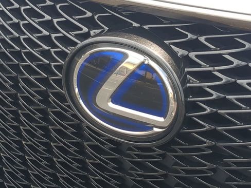 Used 2022 Lexus ES 300h F Sport w/ Accessory Package 2 FWD image 11