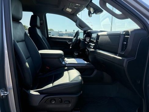 Used 2023 Chevrolet Silverado 1500 LTZ AWD/4WD image 24