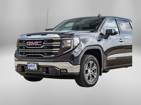 Used 2025 GMC Sierra 1500 SLT image 18