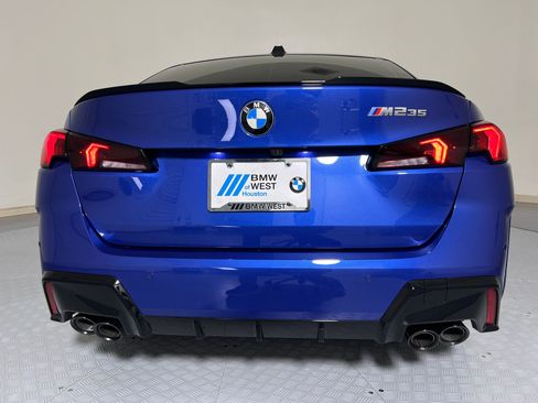 Used 2025 BMW M235i xDrive w/ Premium Package image 10