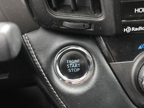 Used 2018 Toyota RAV4 XLE w/ Plus Extra Value Package image 20