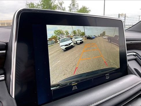 Used 2024 Chevrolet Suburban Premier image 30