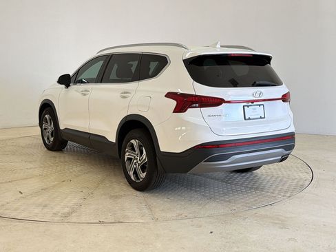 Used 2023 Hyundai Santa Fe SEL image 3
