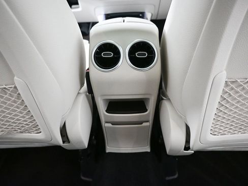 Certified 2021 Mercedes-Benz GLA 250 image 18