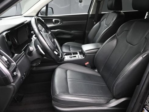 Used 2023 Kia Sorento EX AWD/4WD image 17
