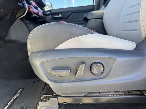 Used 2024 Toyota Tacoma TRD Sport w/ TRD Sport Upgrade Package image 11