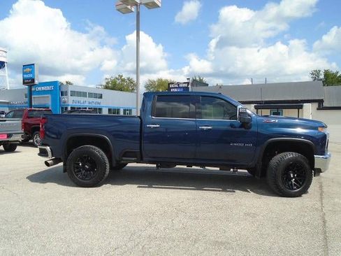 Certified 2022 Chevrolet Silverado 2500 LTZ w/ LTZ Plus Package AWD/4WD image 5