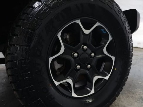 Used 2023 Jeep Wrangler Unlimited Rubicon 4xe w/ Cold Weather Group AWD/4WD image 33