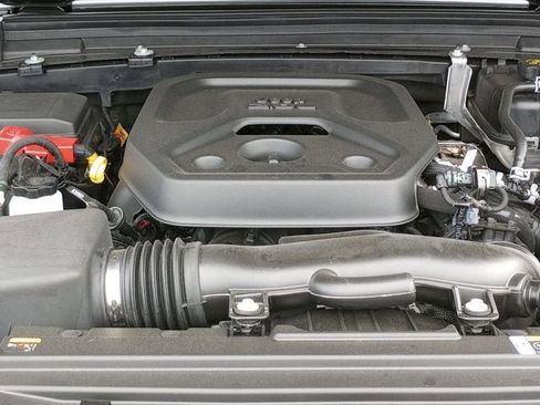 Used 2023 Jeep Wrangler Unlimited Sahara w/ Cold Weather Group image 20