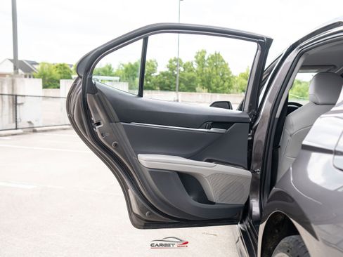 Used 2021 Toyota Camry SE FWD image 39
